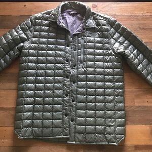 Men’s The North Face down puffer jacket